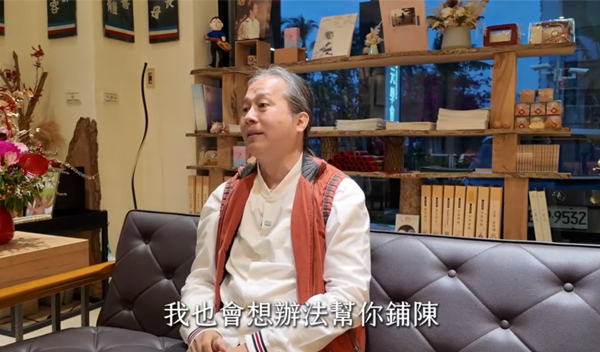 《解憂答問》 佛法是不二法 ｜ 師父開示 因為眾生根器有利鈍之差 所以佛法在顯化的時候 是依緣決定的